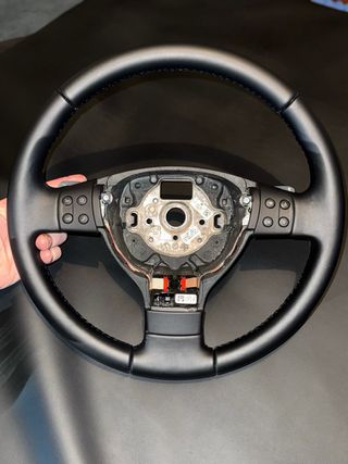 TAPIZADO DE VOLANTES