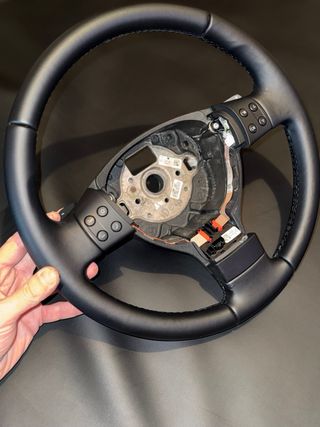 TAPIZADO DE VOLANTES