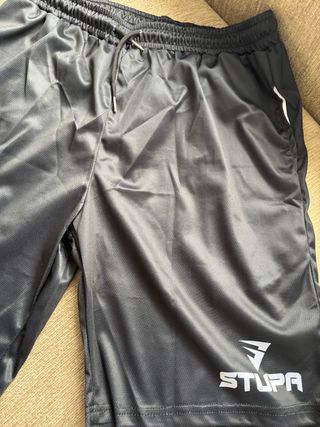 Pantalones cortos STUPA grises