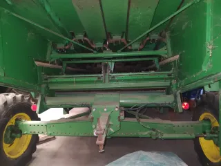 Cosechadora John Deere 1085R Hidro/4