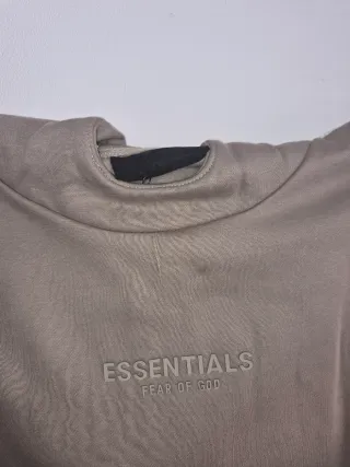Chándal Essentials pantalón talla L sudadera XXL