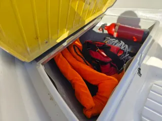 Barca pesca open 5m con motor y remolque