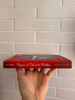 Los Descendientes. Regreso a la Isla de los Per...