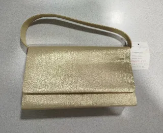 Bolso de fiesta dorado