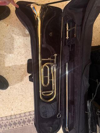 Trombon Monzani con kit limpieza