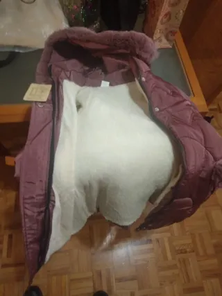 Abrigo niña rosa, sin estrenar, con etiqueta.