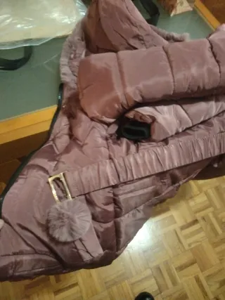 Abrigo niña rosa, sin estrenar, con etiqueta.