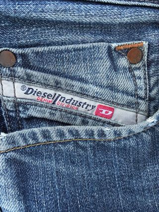 Vaqueros Diesel Larkee Made in Italy Talla 36