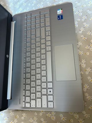 Portátil - HP 15s-fq5099ns, 15.6"