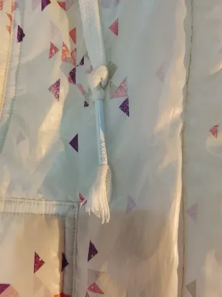 Cazadora Roxy blanca con estampado talla M