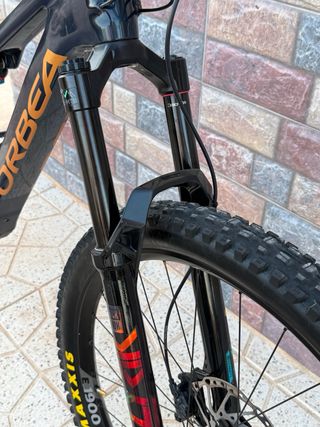 Bicicleta Eléctrica de Montaña