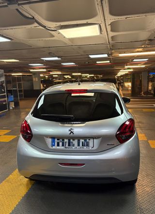 Peugeot 208 2017