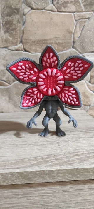 Figura Demogorgon Stranger Things 14 cm