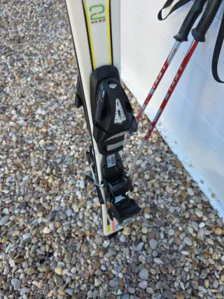 Esquís HEAD con bastones