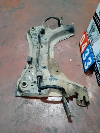 Cuna Nissan Micra K12 2003 gasolina