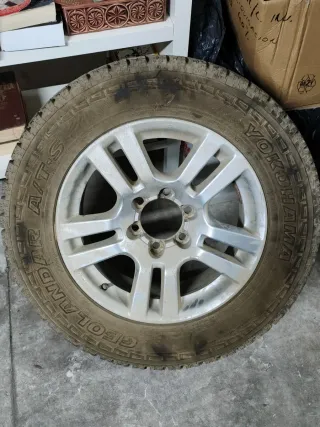 Llanta original Toyota
