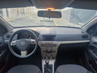 Opel Astra 2007