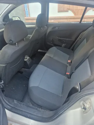Opel Astra 2007
