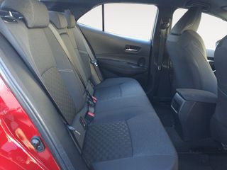 Toyota Corolla Hybrid Business