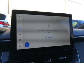 Toyota Corolla Hybrid Business