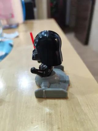 Darth Vader Kinder Maxi