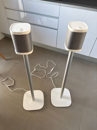 2x Sonos Play:1 Blancos con soportes Vogels