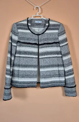 Chaqueta Mango Rayas Blanco y Negro