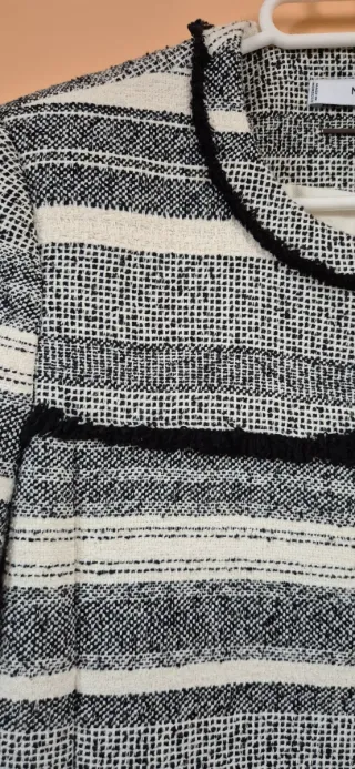 Chaqueta Mango Rayas Blanco y Negro