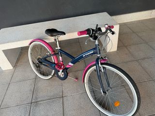 Bicicleta niña Btwin rosa y azul