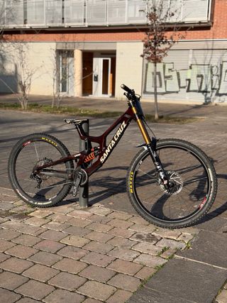 Santa Cruz V10.7 Talla M Mullet