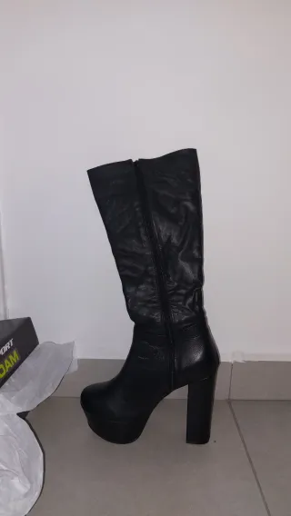 Botas de plataforma de piel negras