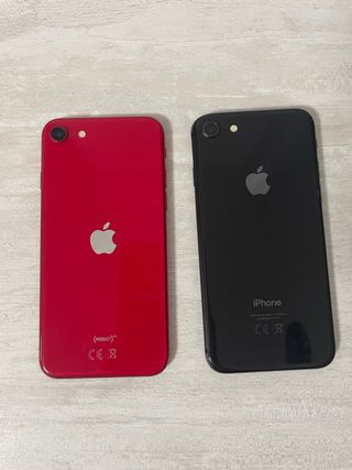 2 iPhone: 8 64GB e SE 128GB
