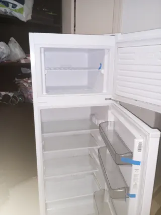 Nevera casi nueva, 2 meses de uso