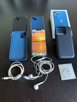 iPhone 13 Azul 128GB + Accesorios