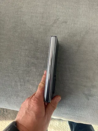 Samsung Galaxy Z Fold 4 Gris
