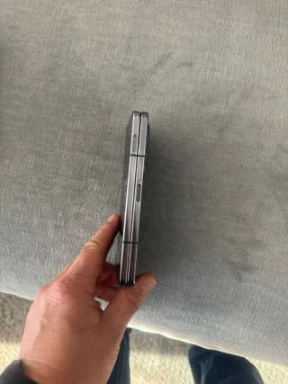 Samsung Galaxy Z Fold 4 Gris