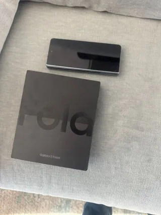 Samsung Galaxy Z Fold 4 Gris