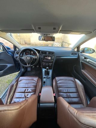 Volkswagen Golf 7 FULL-EQUIP