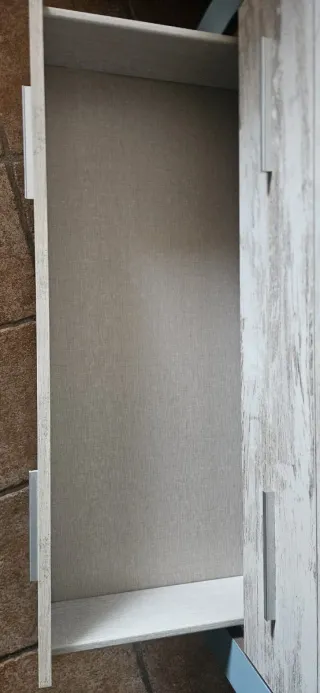 Cómoda Azul y Gris Clara