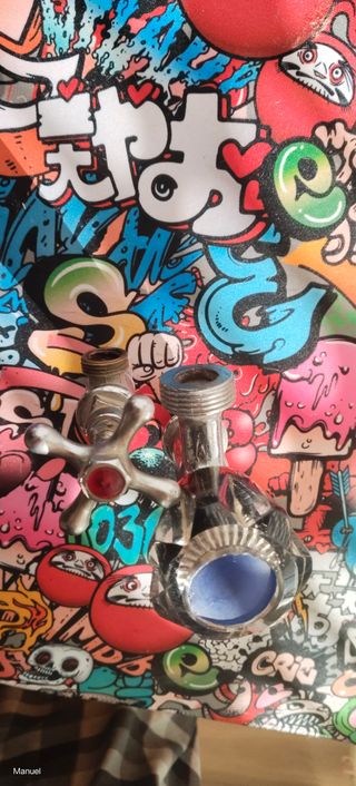 Grifos antiguos de latón