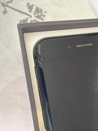 iPhone 8 64GB Nero Schermo Danneggiato