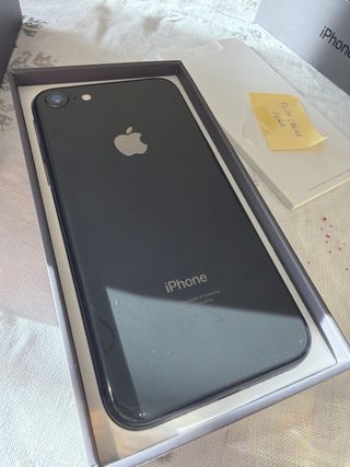 iPhone 8 64GB Nero Schermo Danneggiato