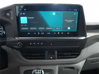 Volkswagen Caravelle 2.0 TDI 110CV Corta 9 plazas