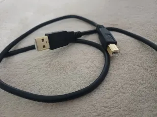 Cable USB 2.0 Amazon Basics Negro 1.8m