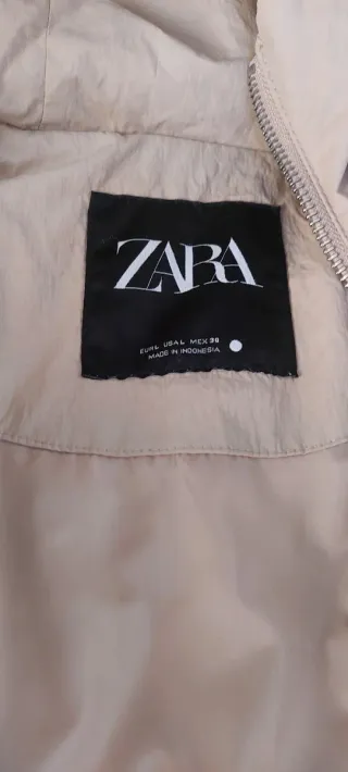 Abrigo plumífero beige