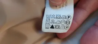 Abrigo plumífero beige