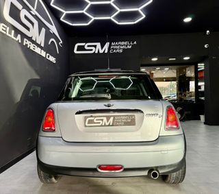 MINI COOPER D 109cv Automático