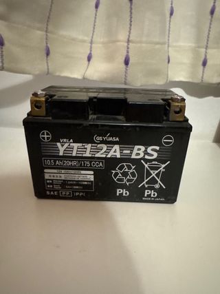 Batería Moto Yuasa YT12A-BS VRLA