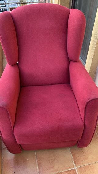 Sillón Reclinable de Tela Rojo.