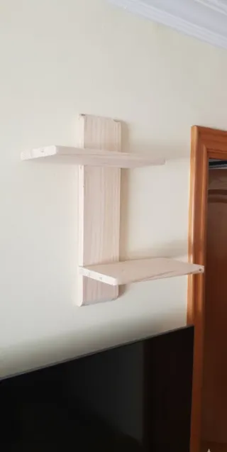 Estantería de madera